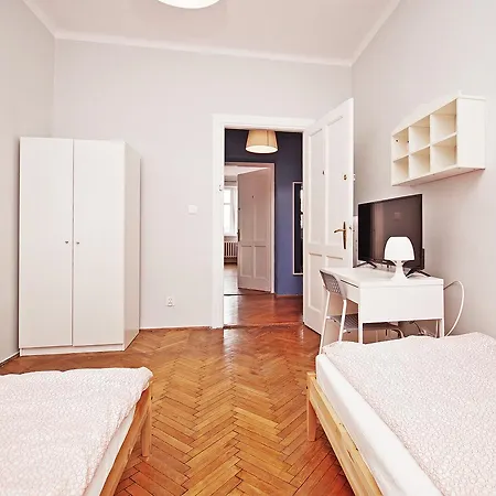 3citygo - 2017 Ostello *